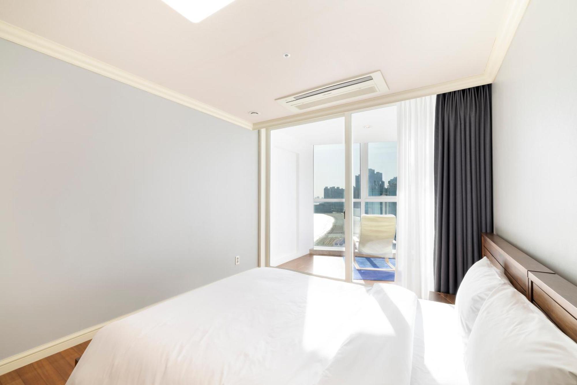 Pale De Cz Condo Busan Exterior photo