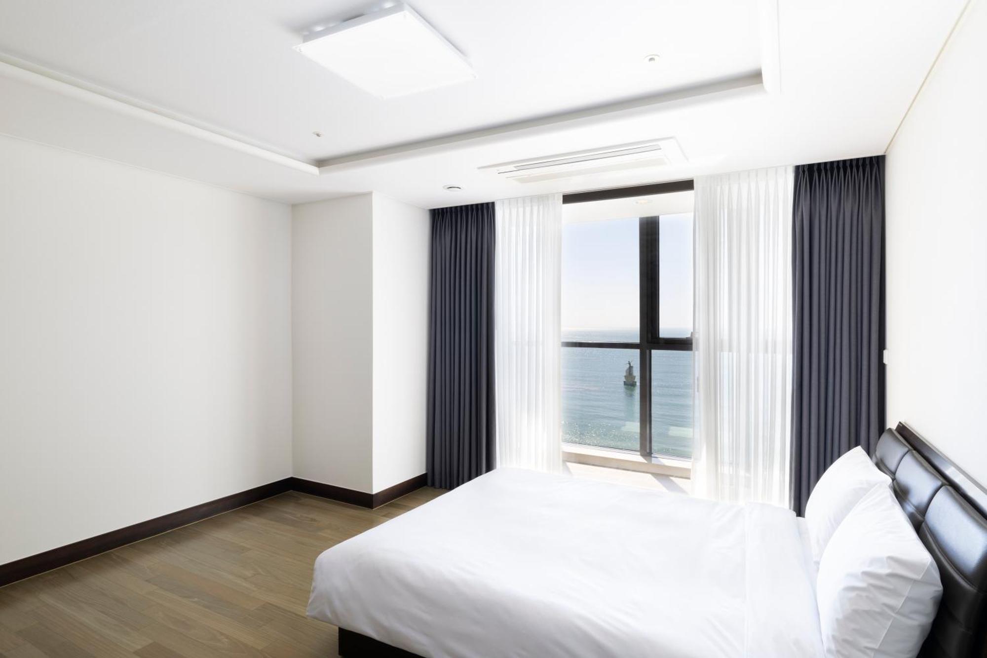 Pale De Cz Condo Busan Exterior photo
